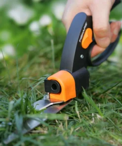 Fiskars Rasenkantenschere Servo-System 32 Cm -Weka Shop 6411501966803 2